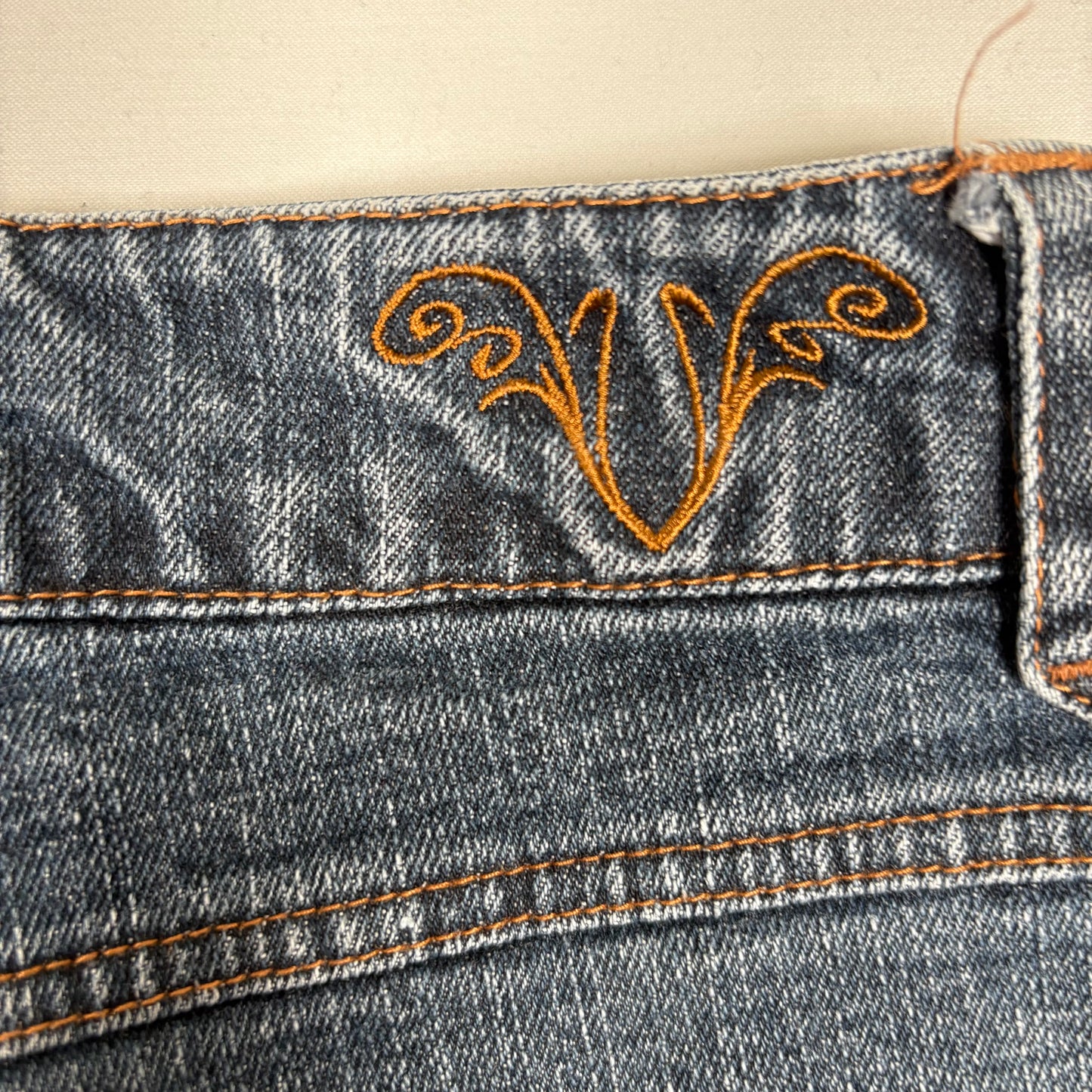 (L) Flared Y2K Jeans
