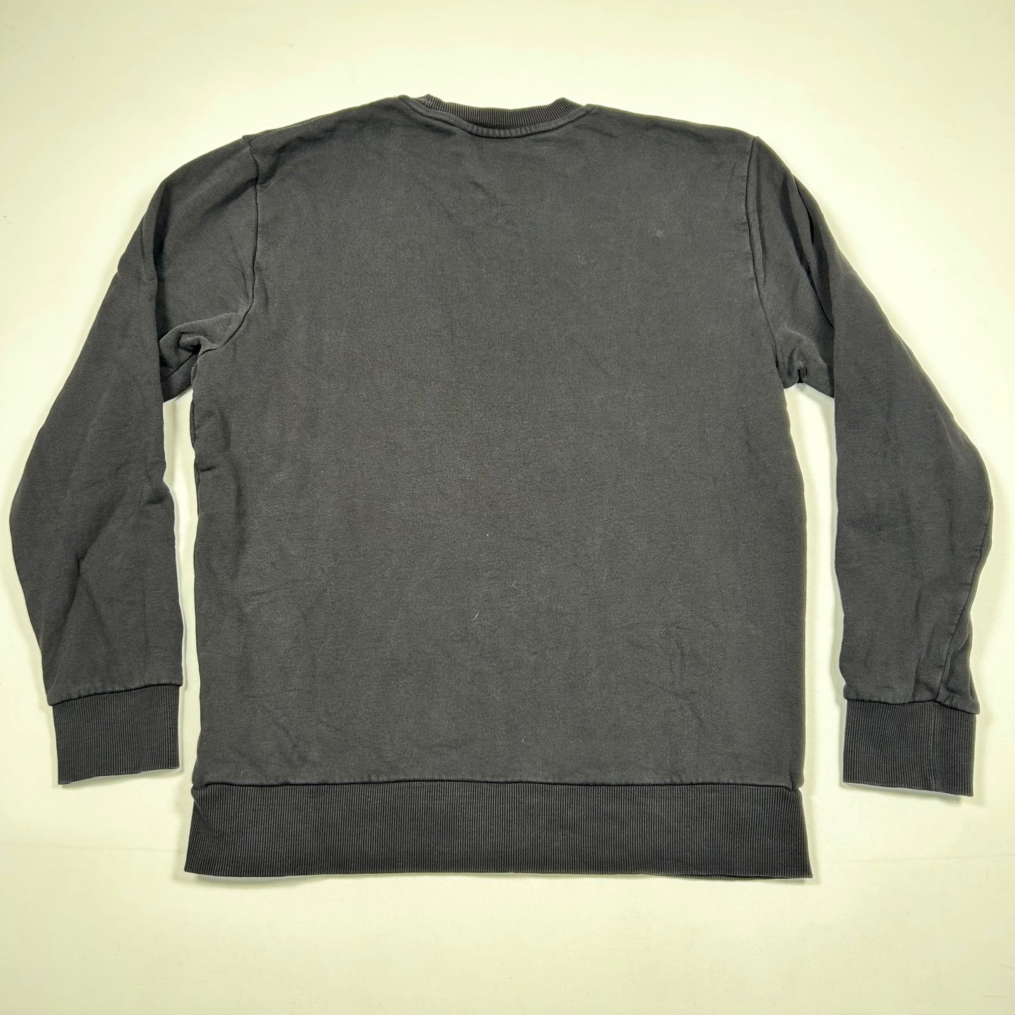 (L) Carhartt Black Sweatshirt