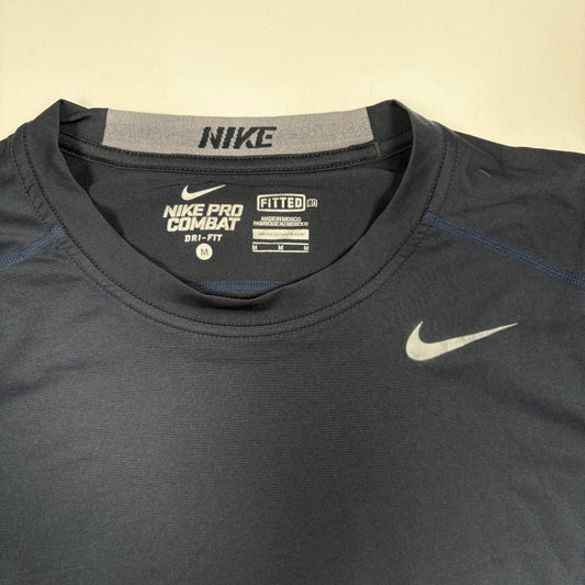 (M) Nike T-Shirt