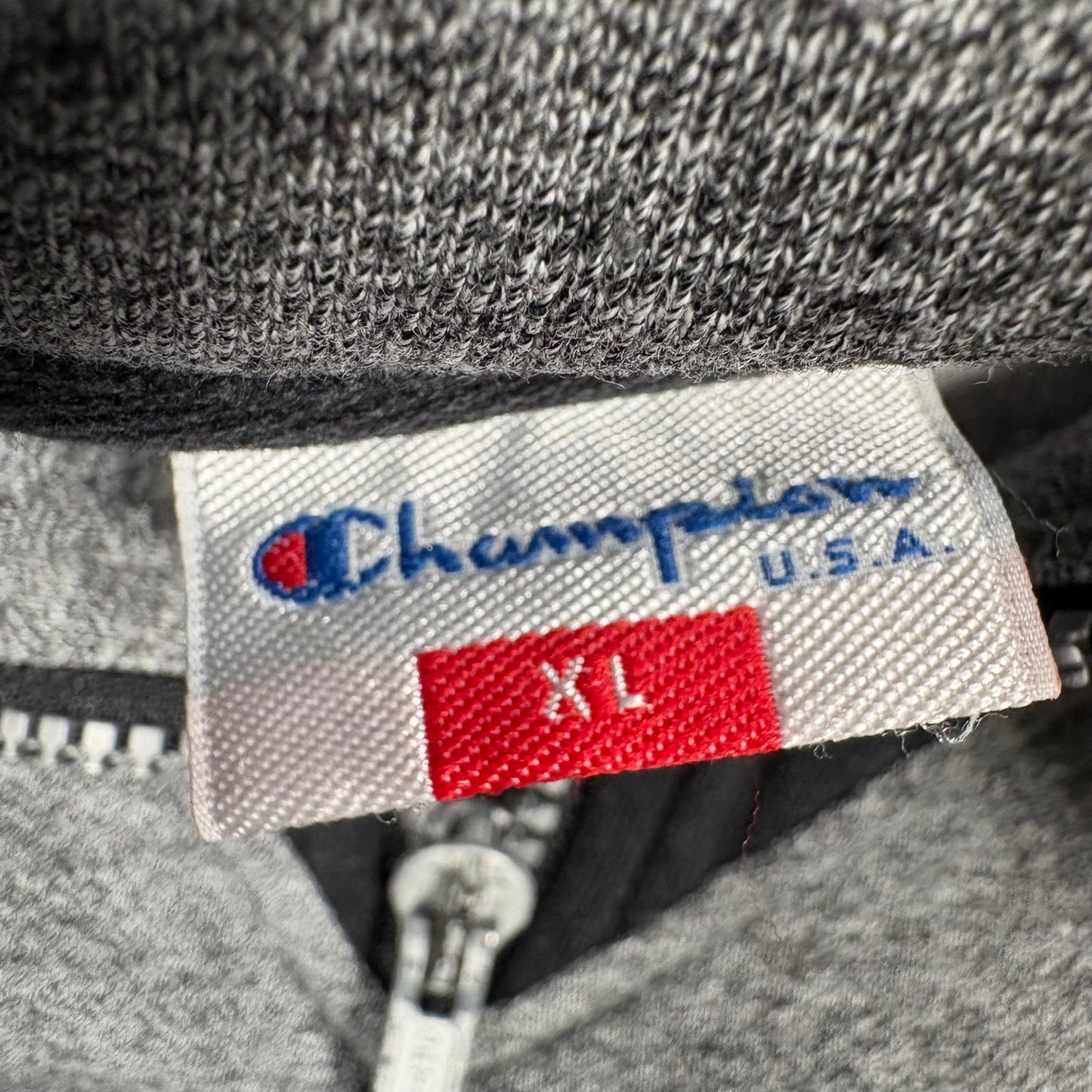 (XL) Champion Sweatshirt