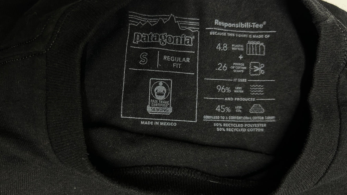 (S) Patagonia Black T-Shirt