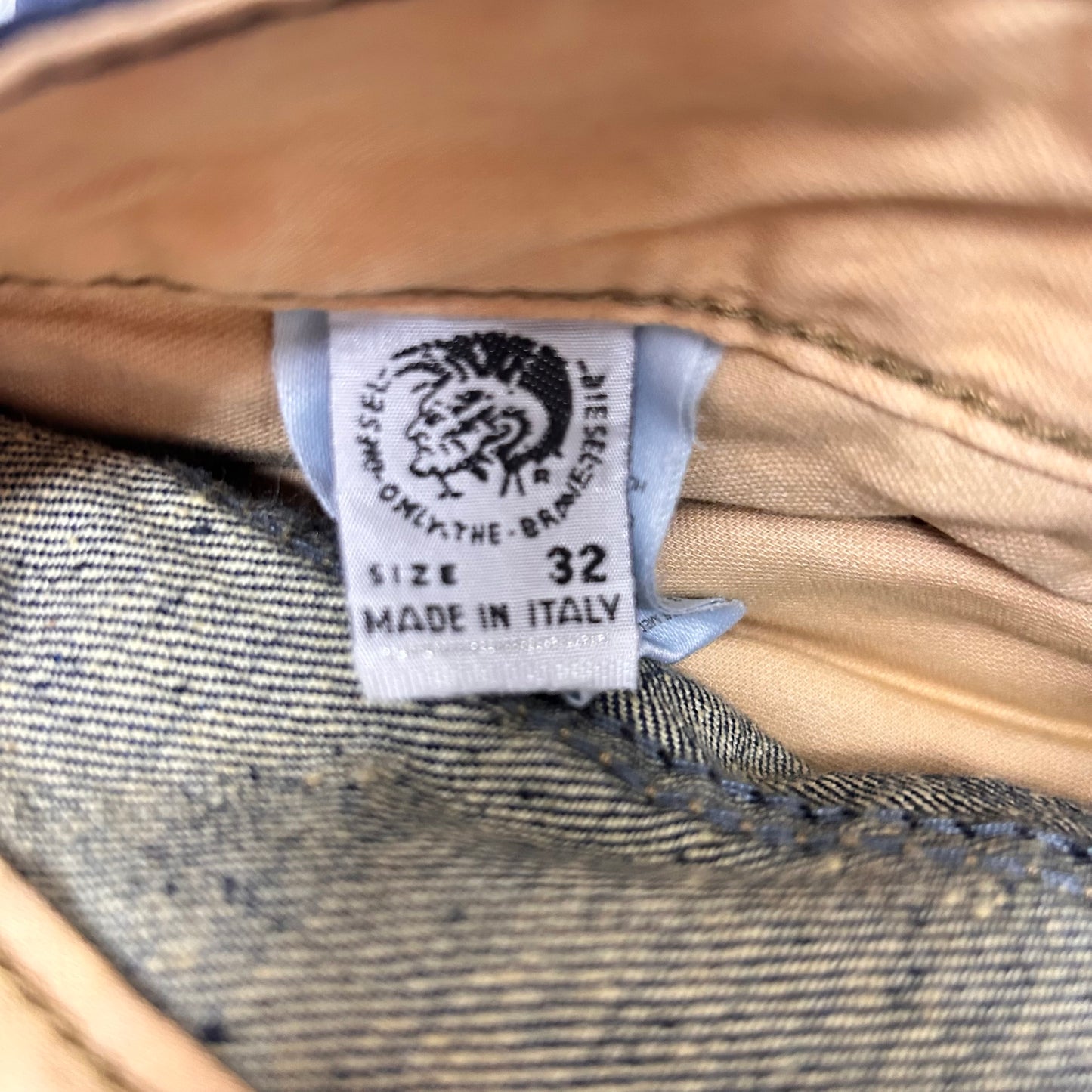 (M) Diesel Y2K Jeans