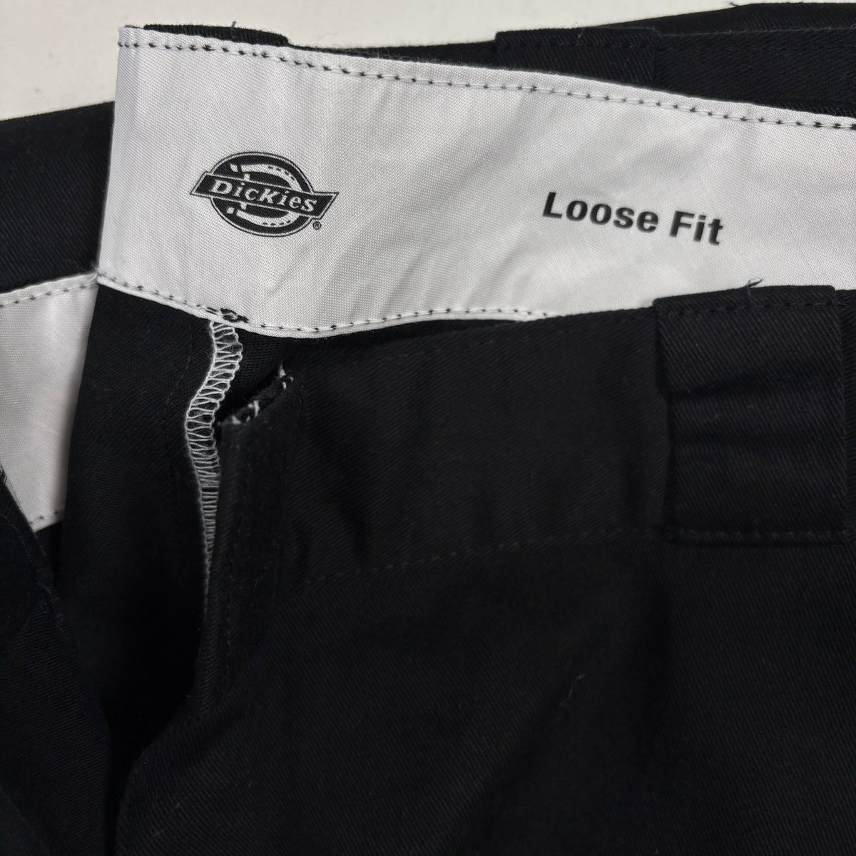 (L) Dickies Pants