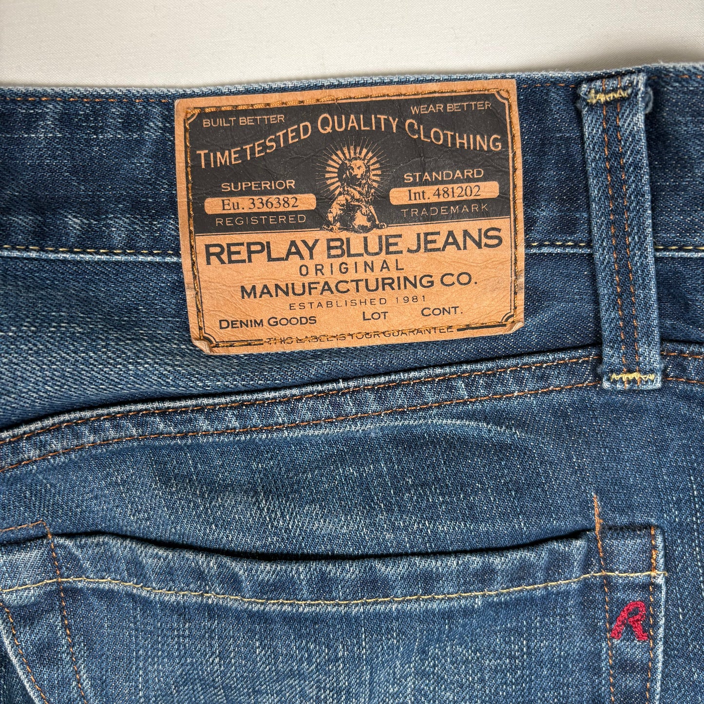 (L) Replay Female Jeans