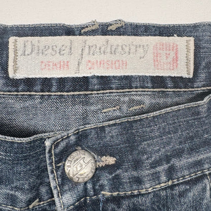 (S) Diesel Y2K Jeans