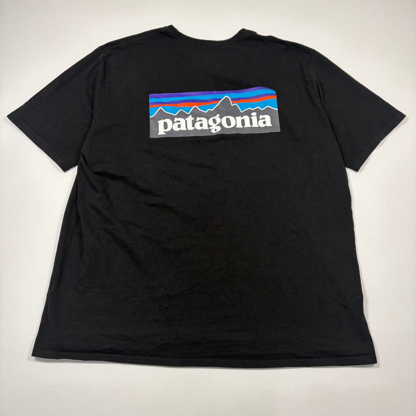 (XL) Patagonia Black T-Shirt