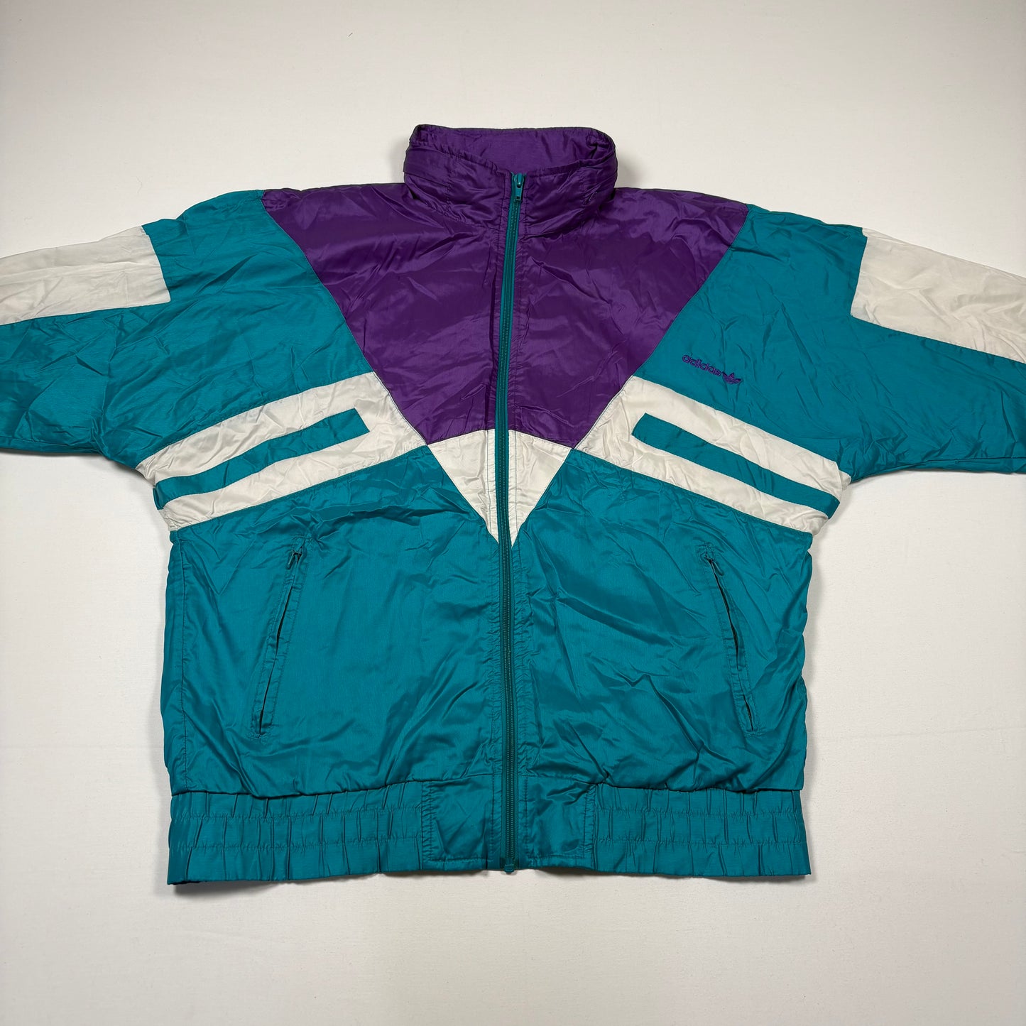 (L) Vintage Adidas Top