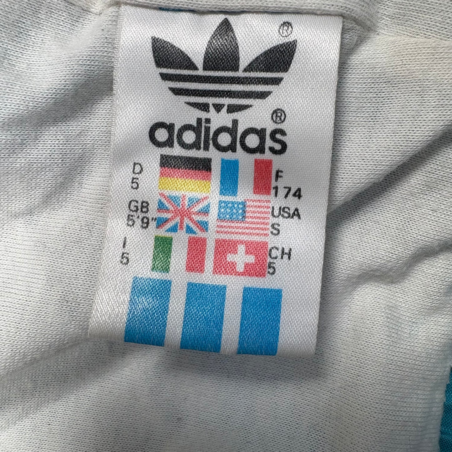 (L) Vintage Adidas Top