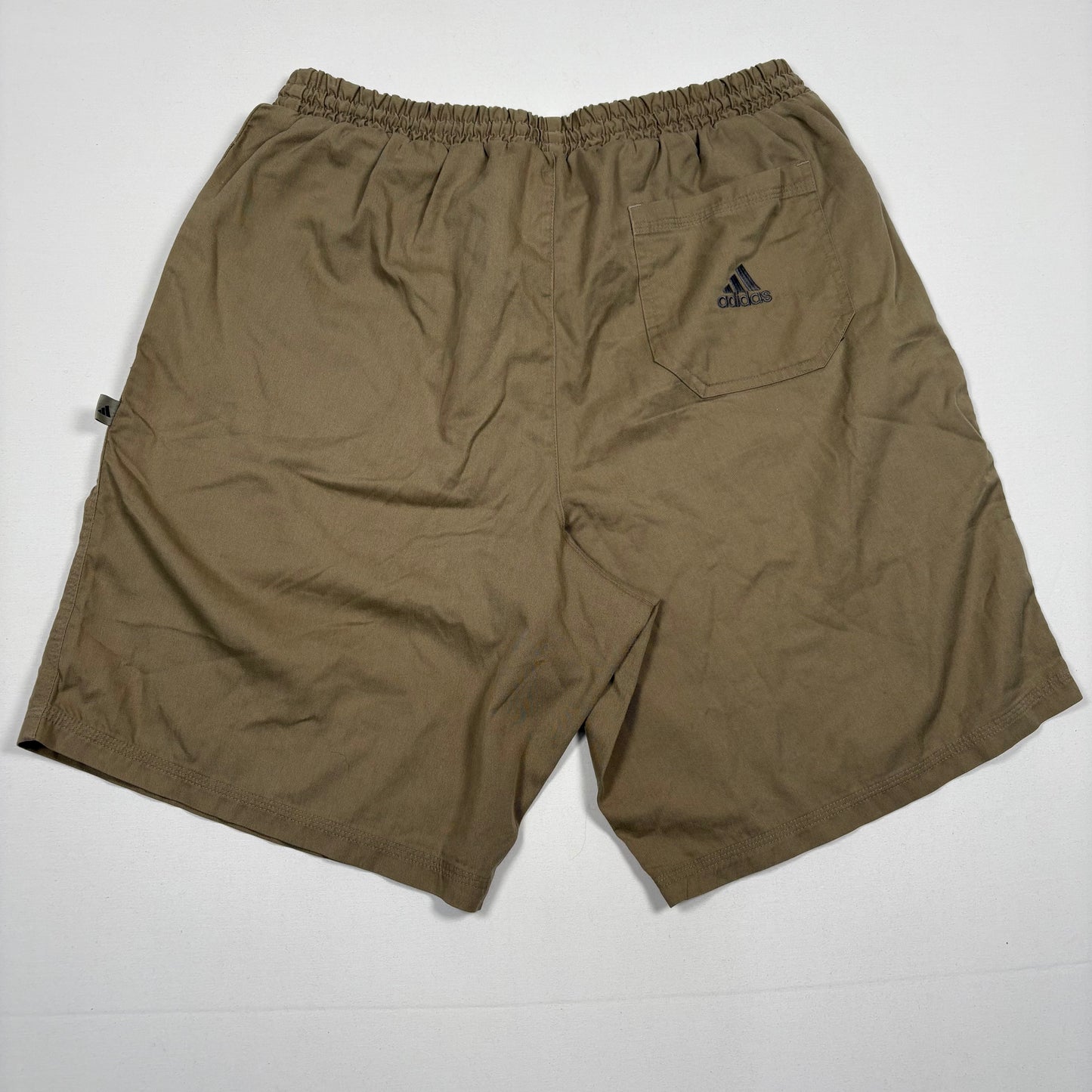 (M) Adidas Vintage Shorts