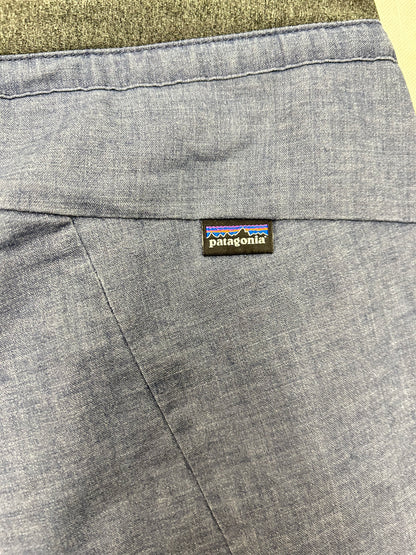 (L) Patagonia Pants