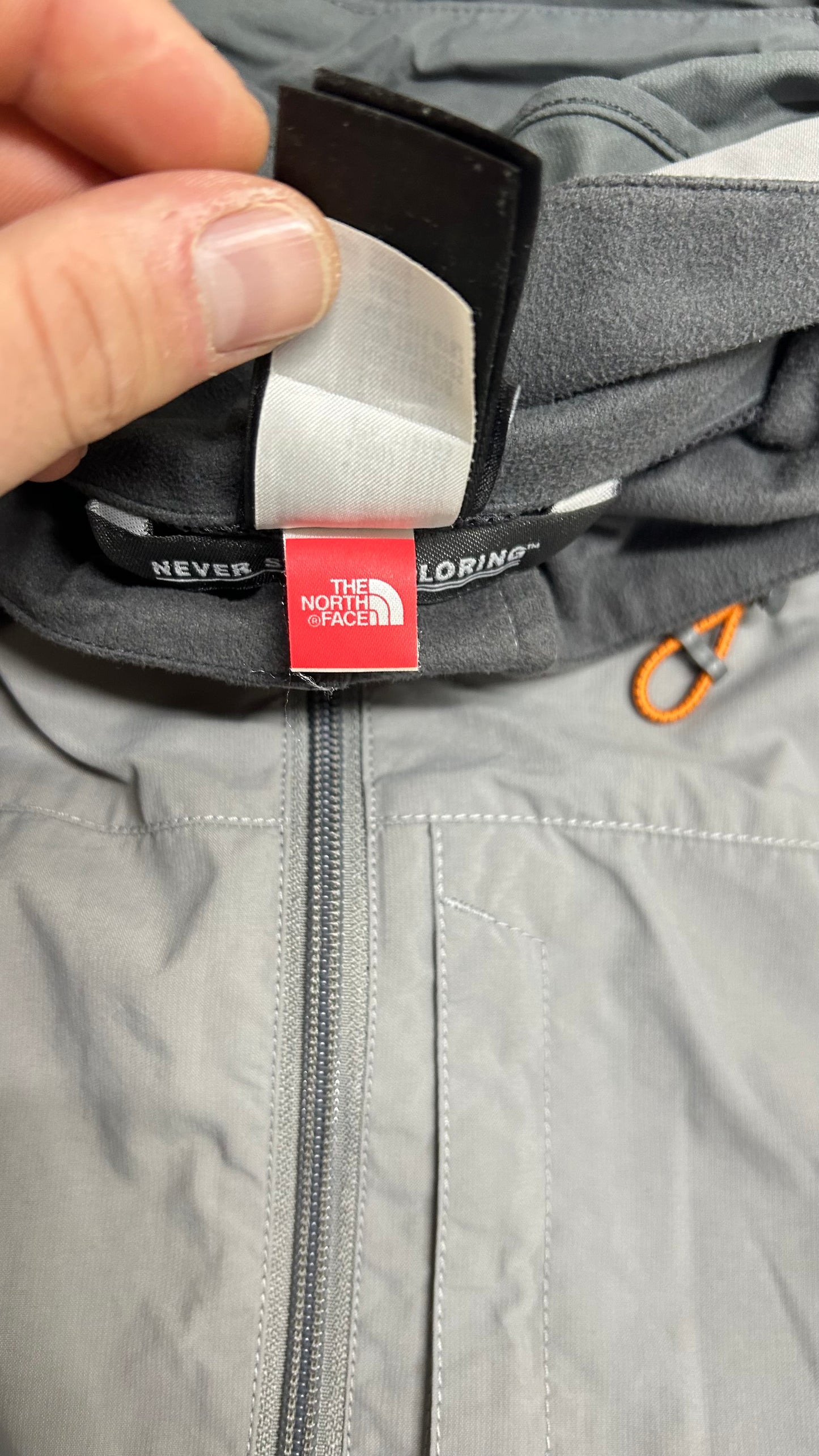 (M) The North Face Thin Jacket